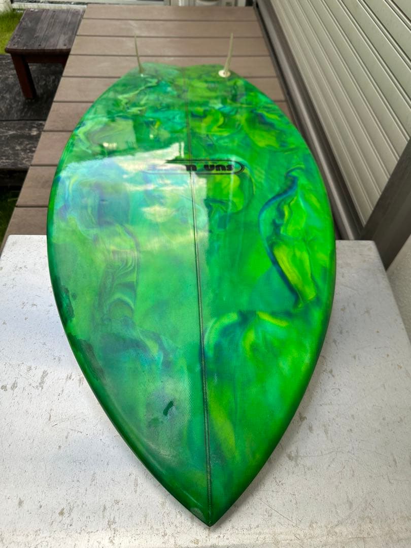 ★送料込み　SUN WAVE サンウェーブ　ツイン　5’6 ショートボード★