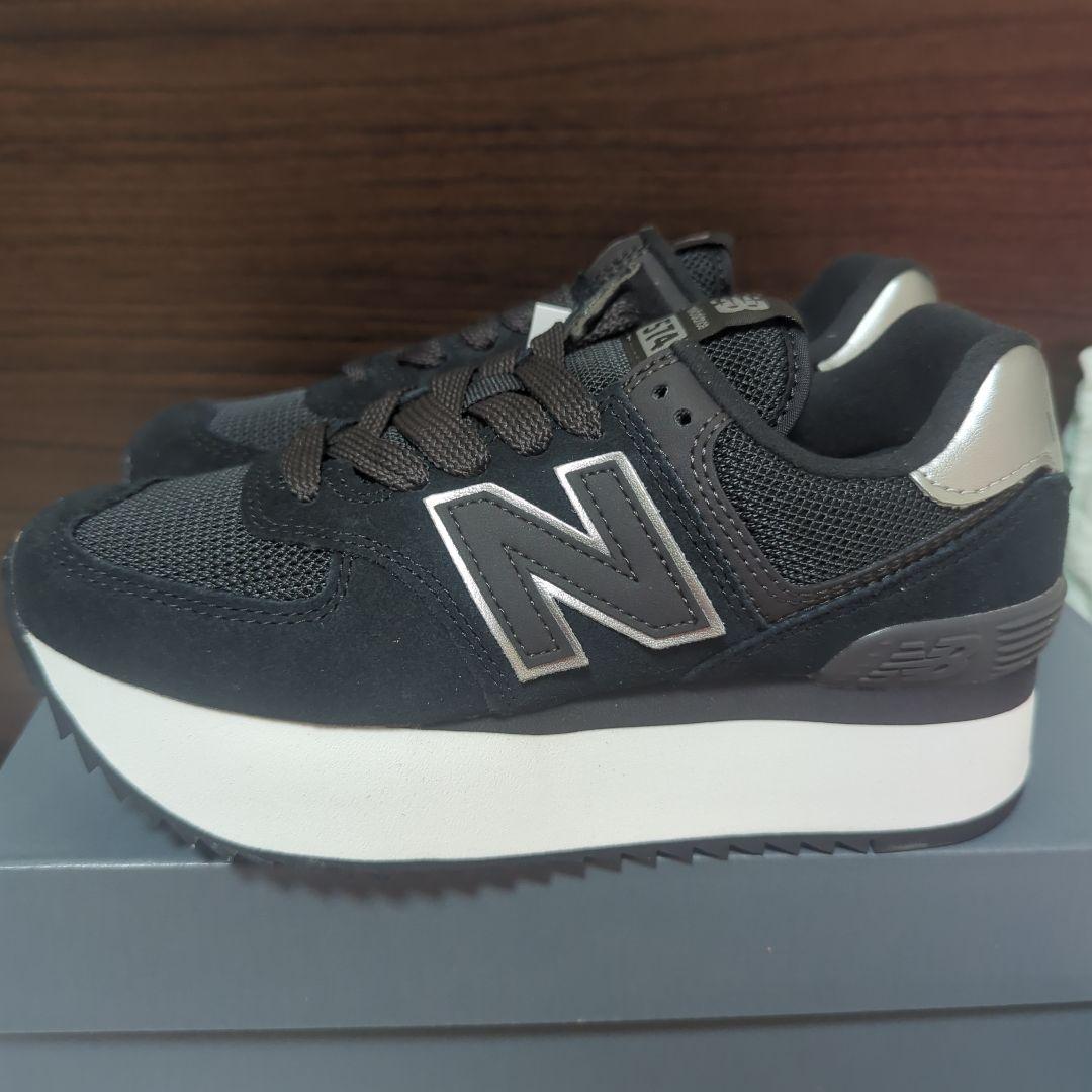 New Balance WL574ZNJB　ブラック スニーカー 23.5cm