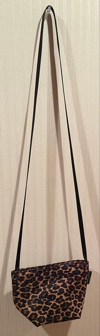 エルベシャプリエ　ミニXSショルダーバック ヒョウ柄