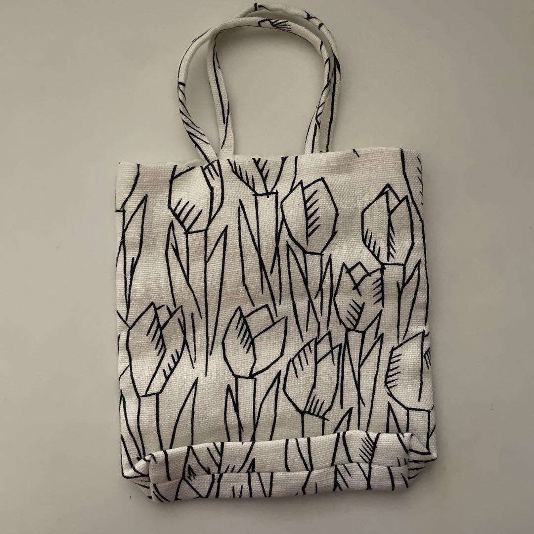 ミナペルホネン　tulipani トーストバック