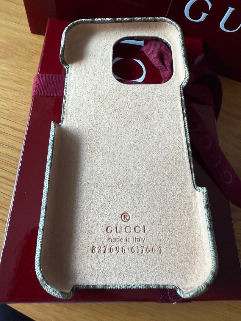 新作！GUCCI グッチ iPhone16proケース