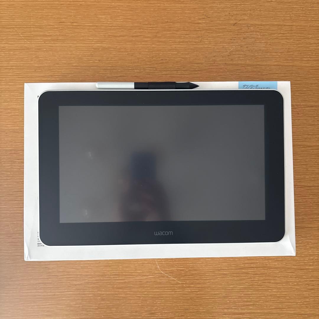 Wacom One Creative Pen Display 本体