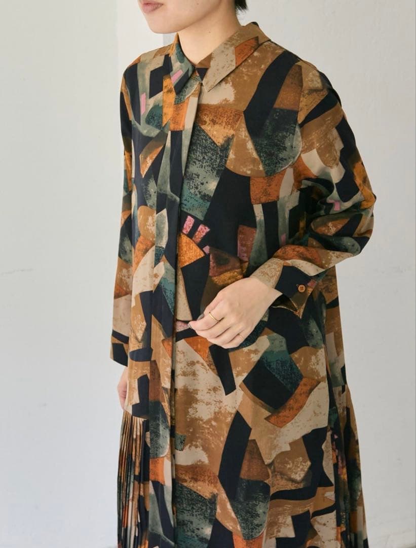 な*つ様 ear PAPILLONNER(イア パピヨネ) 襟付きプリーツワンピ