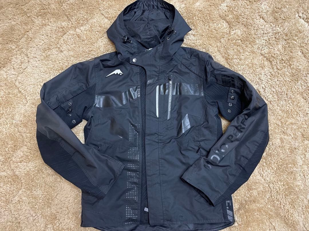 クシタニ アロフトフードジャケット　レディースLサイズ