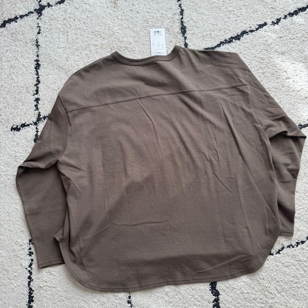 タグ付未使用　HUG O WAR 妄想カフェ　ブラウン　クロスアンドクロス