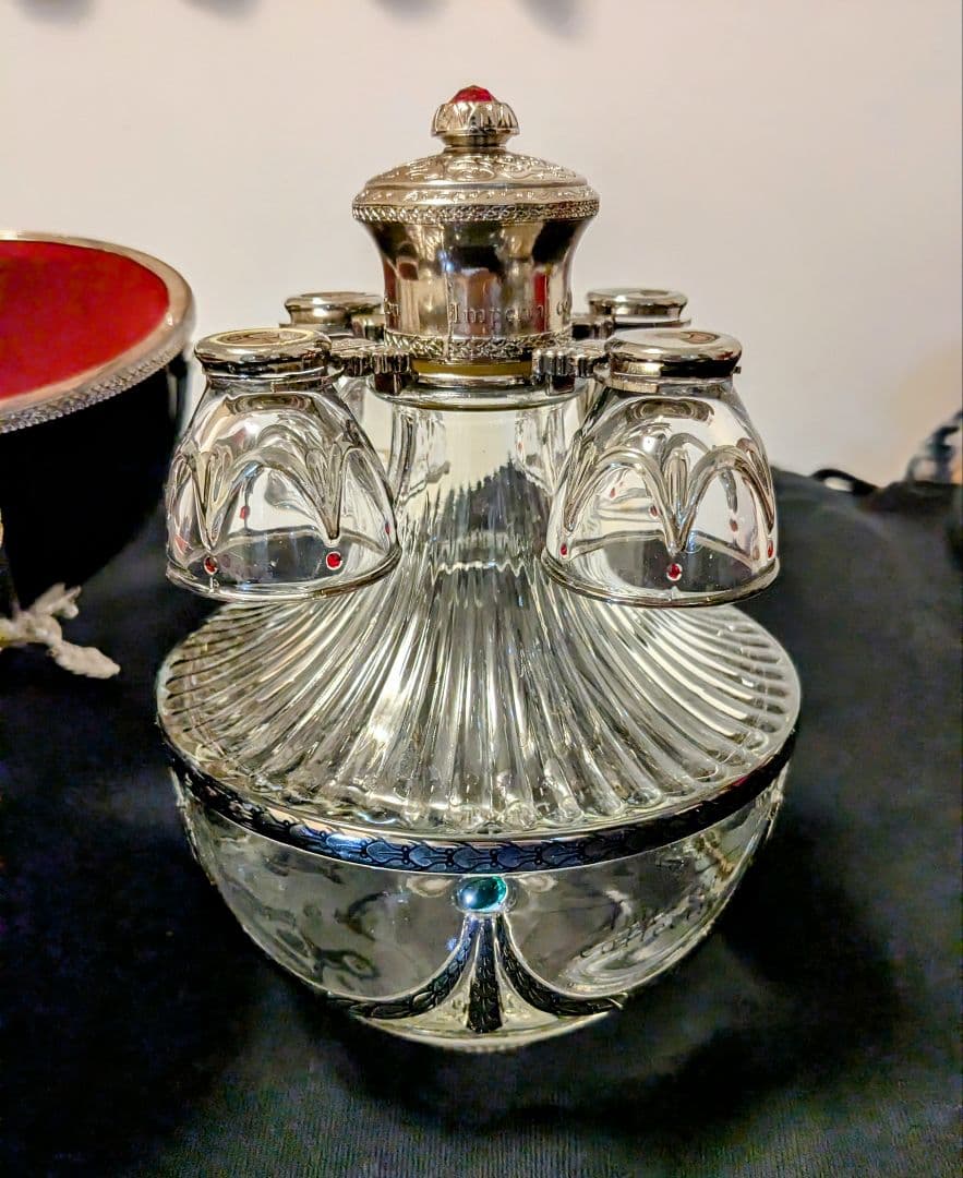 インペリアルコレクション　メタリック ブラック（デキャンタ・グラス）