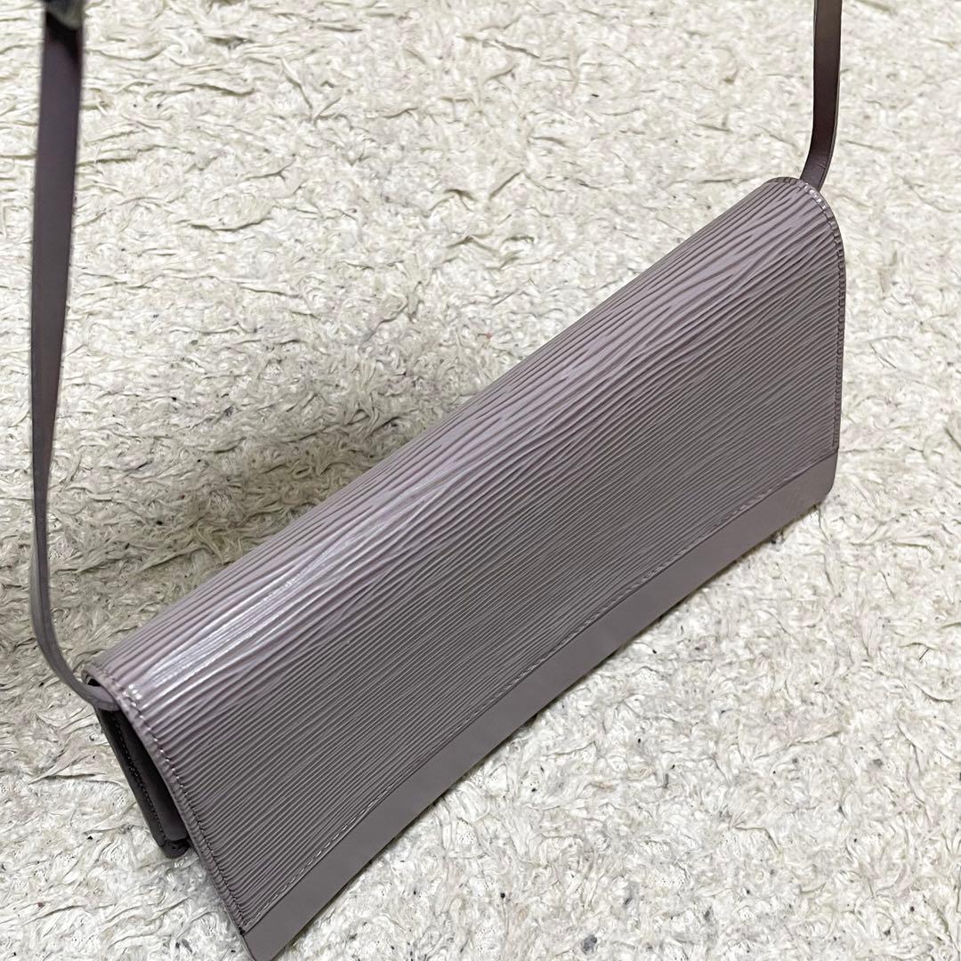 【良品】ルイヴィトン　ショルダーバッグ　オンフルール　エピ　ライラック