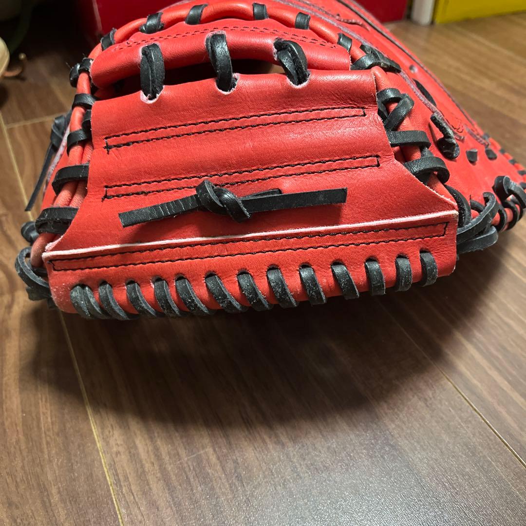 古田敦也のサイン入りグローブ