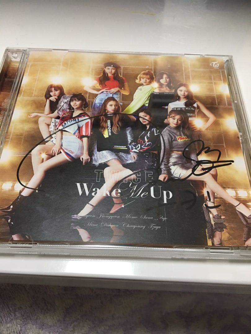 Wake Me Up   ナヨンサイン入り