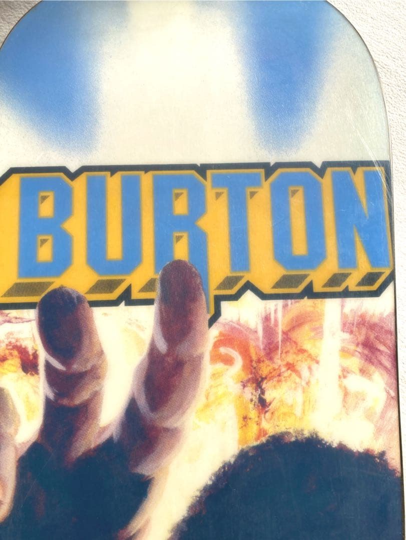BURTON グラフィック　スノーボード　サイズ154センチ　オレンジ系