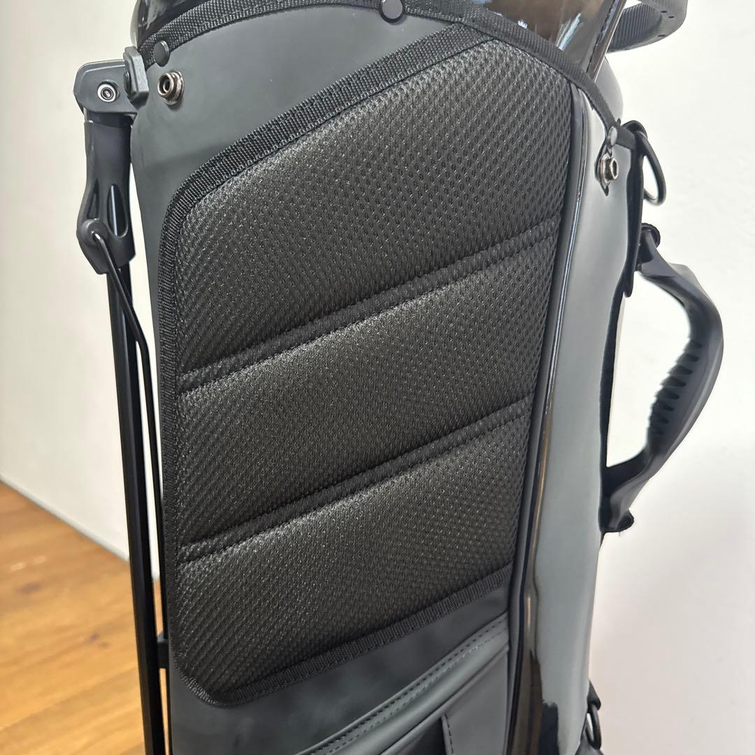 マスターバニーエディション　キャディバッグ　スタンド式　ブラック