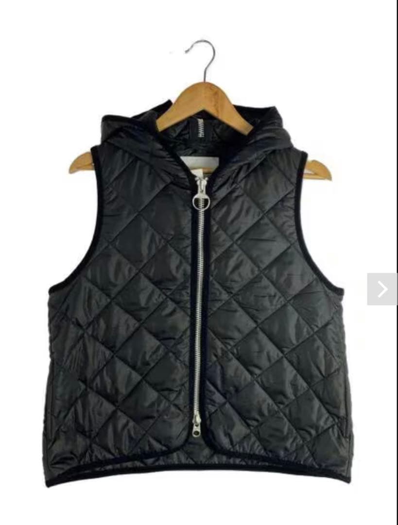 Barbour キルティング フード付きベスト