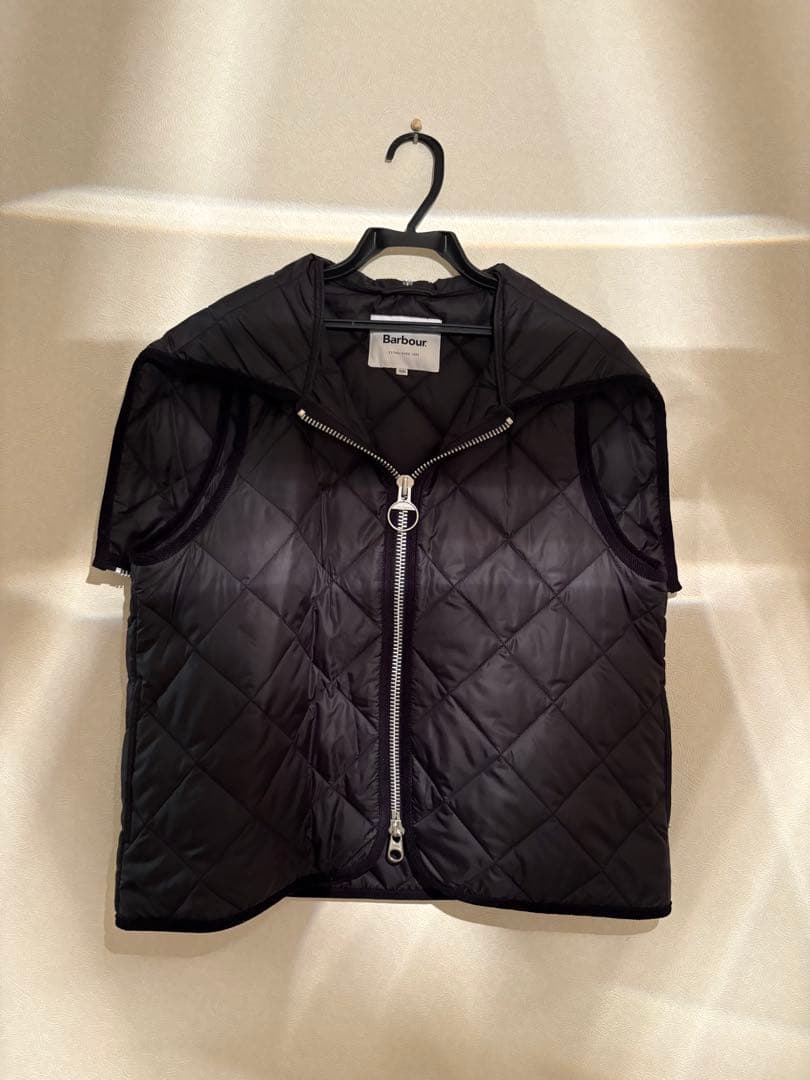 Barbour キルティング フード付きベスト