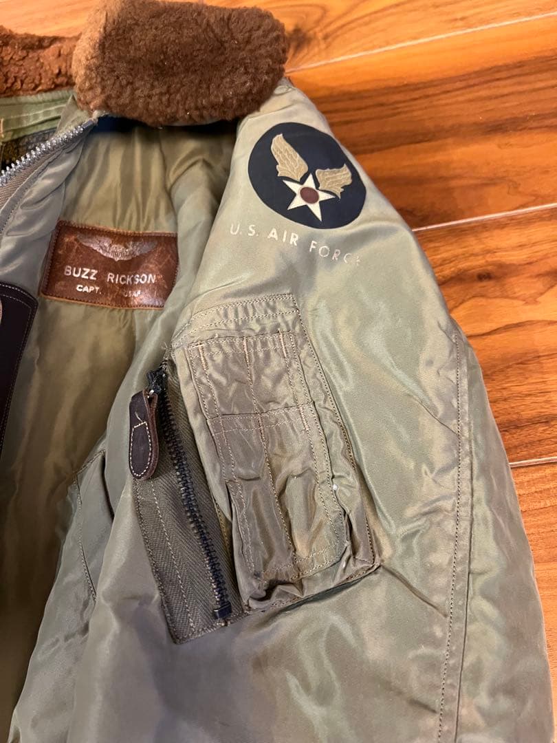 バズリクソンズ　Ｂ15フライトジャケット オリーブグリーン