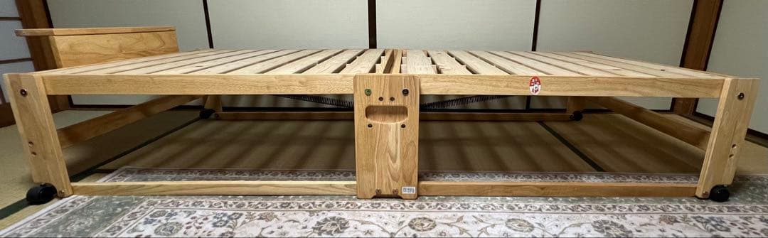 まゆ　檜製　折り畳み　すのこベッド ハイタイプ　キャスター付き　中居木工製