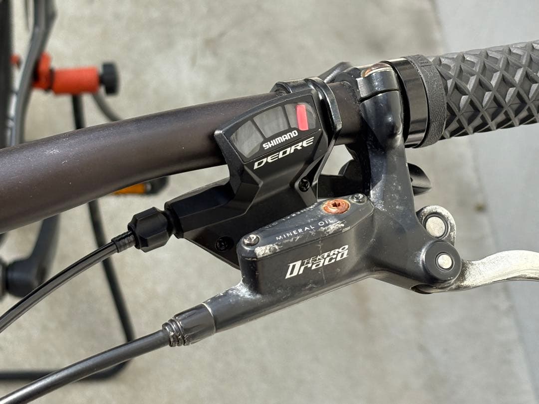 SPECIALIZED Hardrock Sport ブロックタイヤセット⭐️