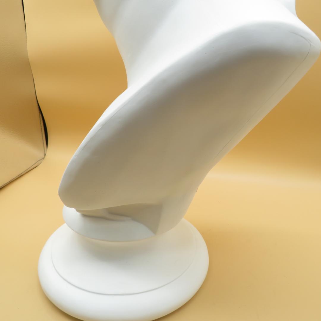 美品　OKA　ミロのヴィーナス　石膏像　高さ61ｃｍ位 重さ9.1Kｇ位