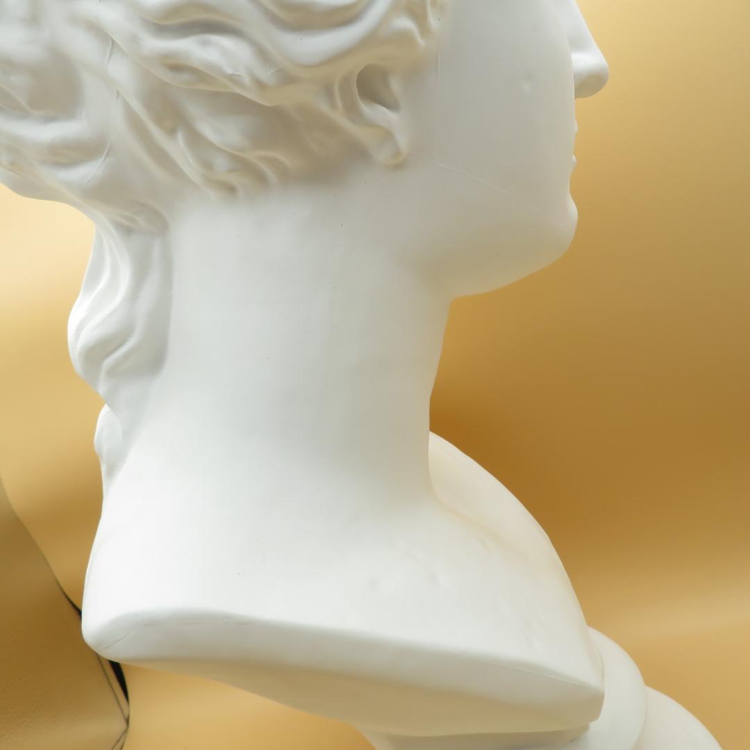 美品　OKA　ミロのヴィーナス　石膏像　高さ61ｃｍ位 重さ9.1Kｇ位