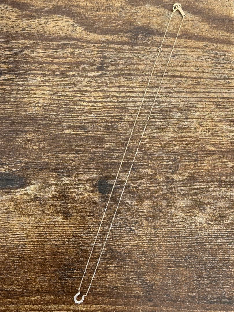 4℃ K18 ダイヤ　ホースシュー　ネックレス