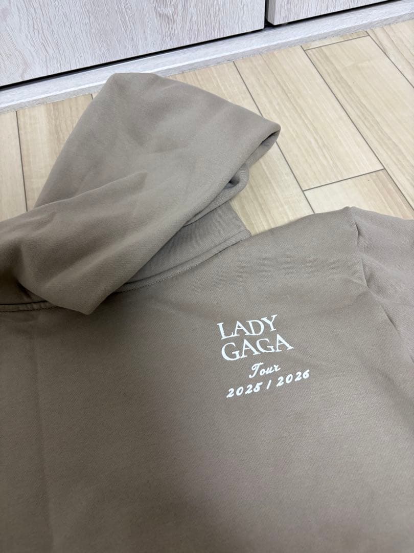 Lady Gaga The MAYHEM Ball 公式限定フーディ