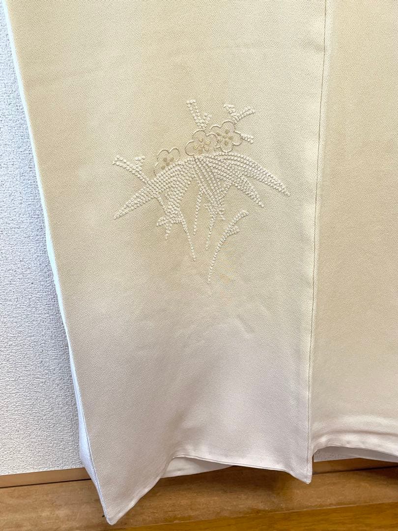 淡いイエロー/淡いグレー グラデーション 付下げ 花柄相良刺繍