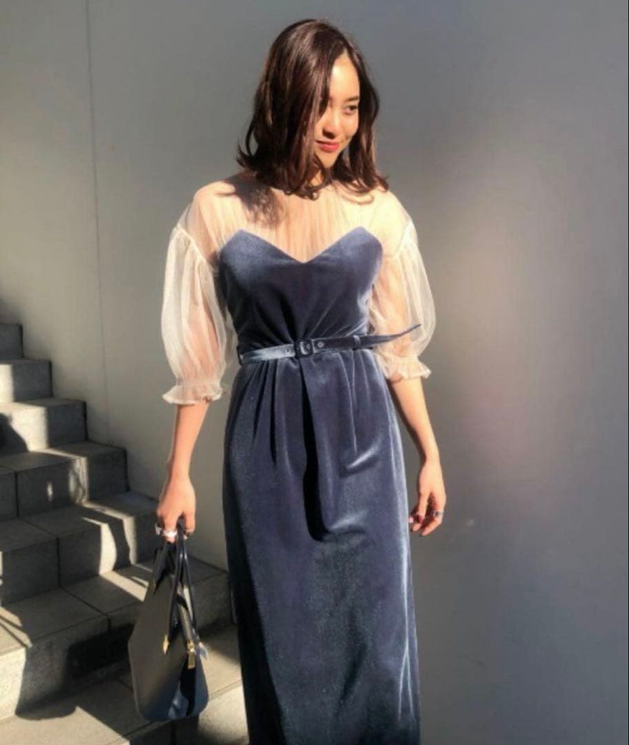 ameri エアリースリーブタイトドレス　アメリヴィンテージ　アメリ　お呼ばれ