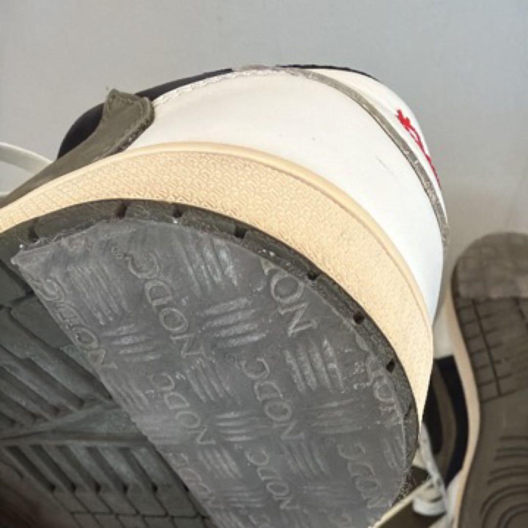 Travis Scott × Air Jordan 1 Medium Olive