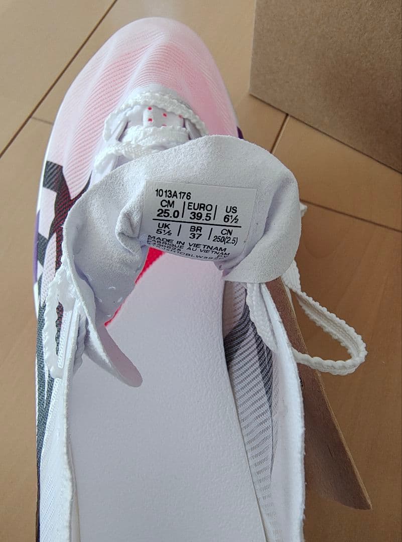 【新品未使用】ASICS メタスピードレイ 25.0cm ホワイト