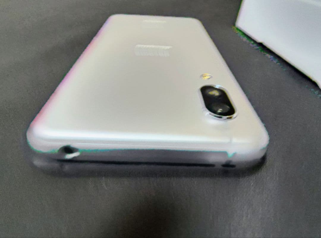 AQUOS　Sense3 SH02M　ひなちゃん
