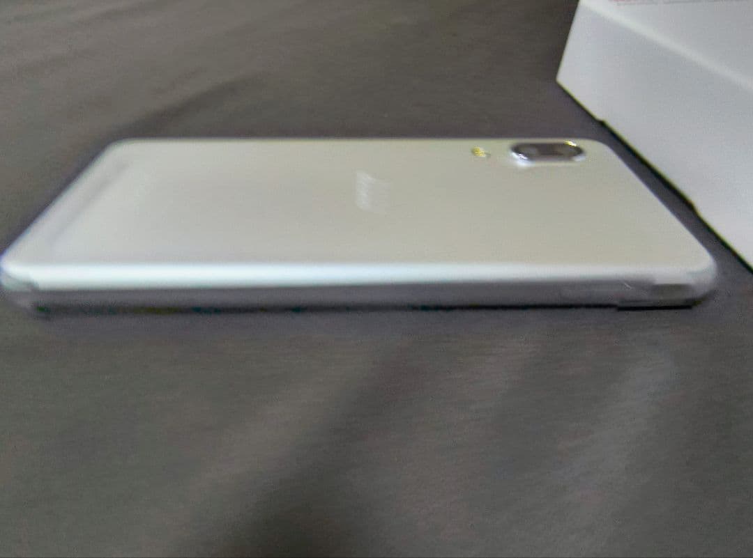 AQUOS　Sense3 SH02M　ひなちゃん