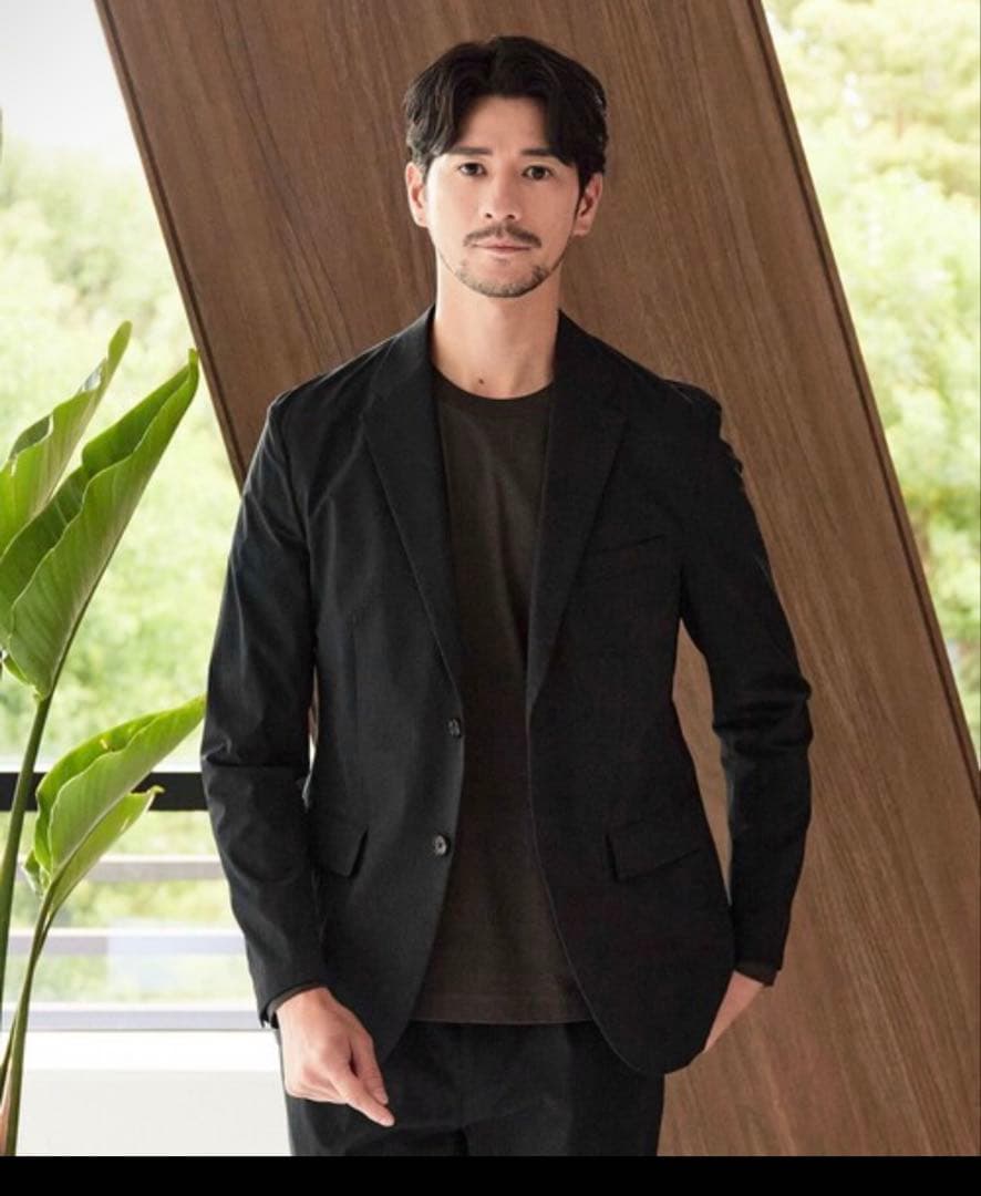 BEAUTY&YOUTH 360°MASTERスマート 2Bジャケット　ブラック