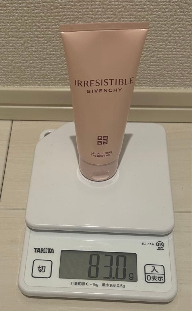 GIVENCHY イレジスティブルオーデパルファム 50ml