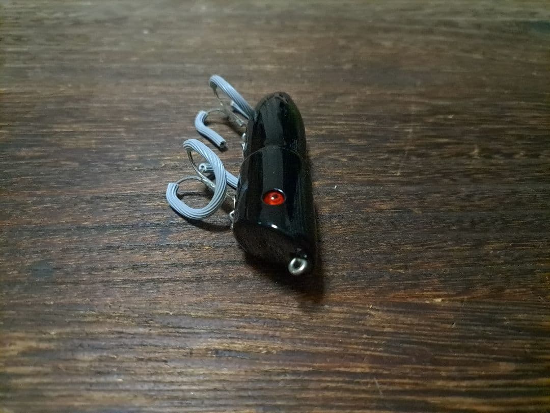 トップウォータージャンキー　オケラ　ブラック　レッドアイ