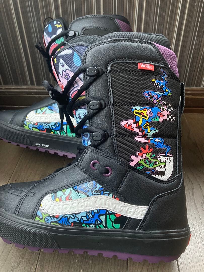 23~24モデルVANSHi-Standard OG Hannah Eddy