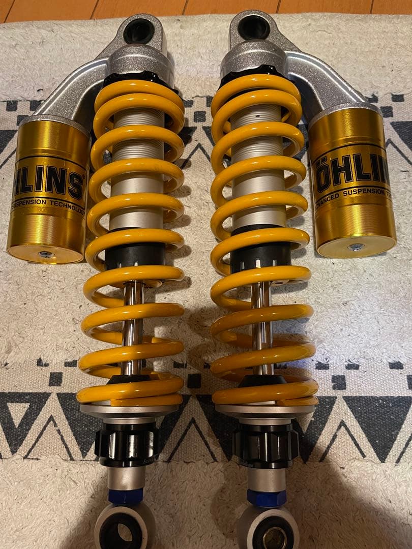 オーリンズ風 325 サスペンション