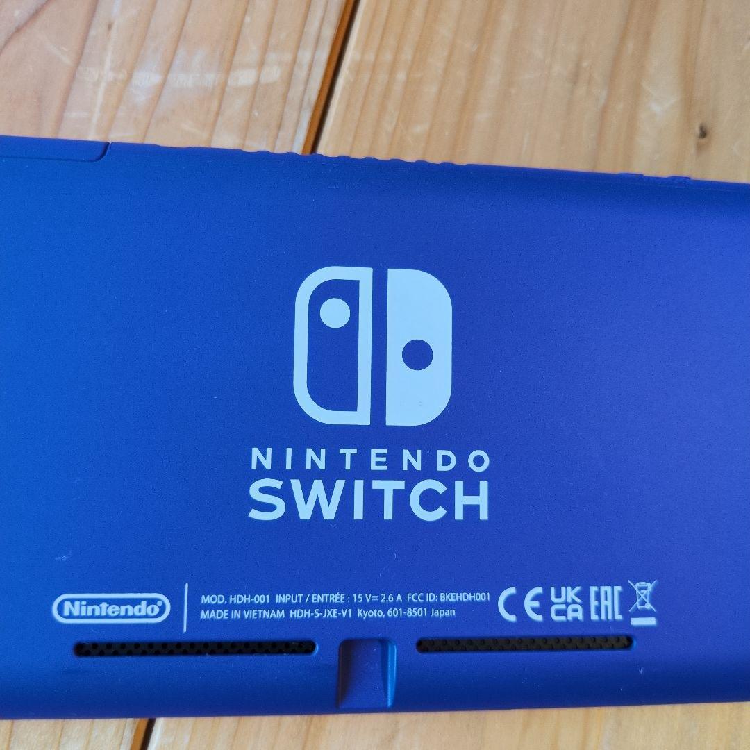 美品　Nintendo Switch Lite 青　おまけ付き