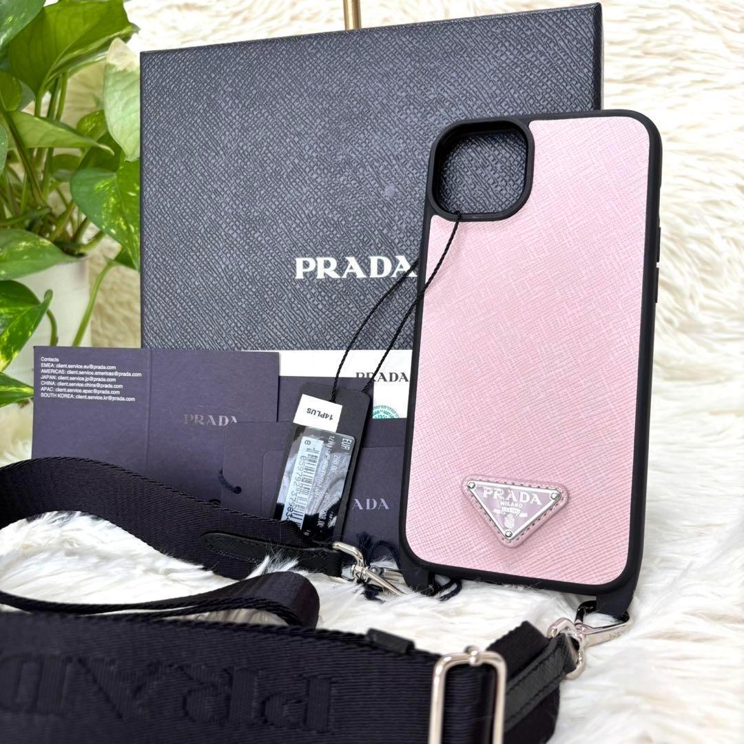 【新品】PRADA iPhone 14 PLUS ケース ストラップ付　ピンク