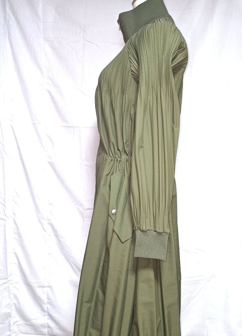 【チリパ】PLEATS PLEASEハイネックプリーツコート ワンピース