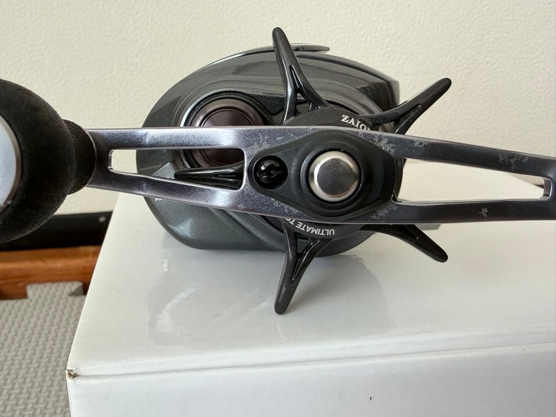 ダイワ アドミラ A 100XH ADMIAR A 100XH 右ハンドル