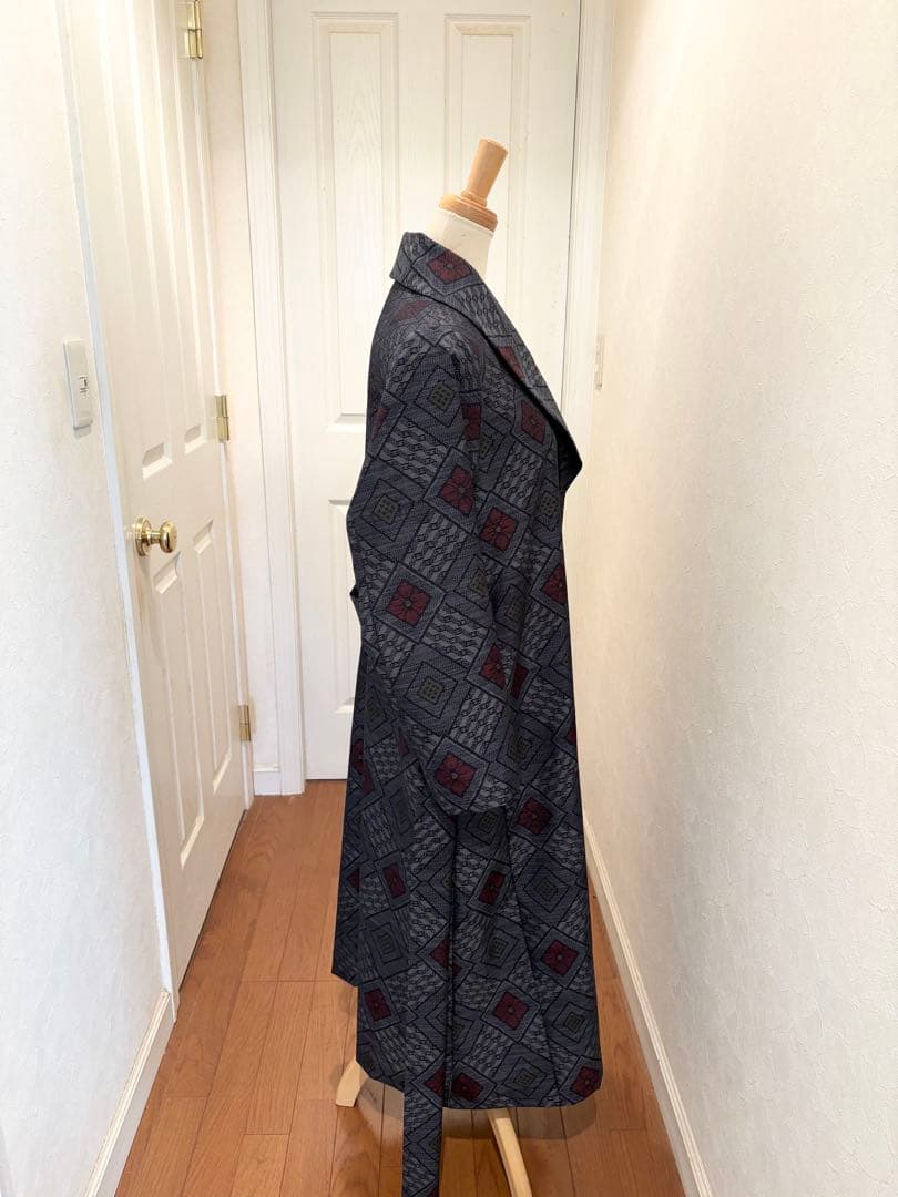 161 着物リメイク 正絹 本場大島紬 花菱文 ロングコート ウエストリボン付