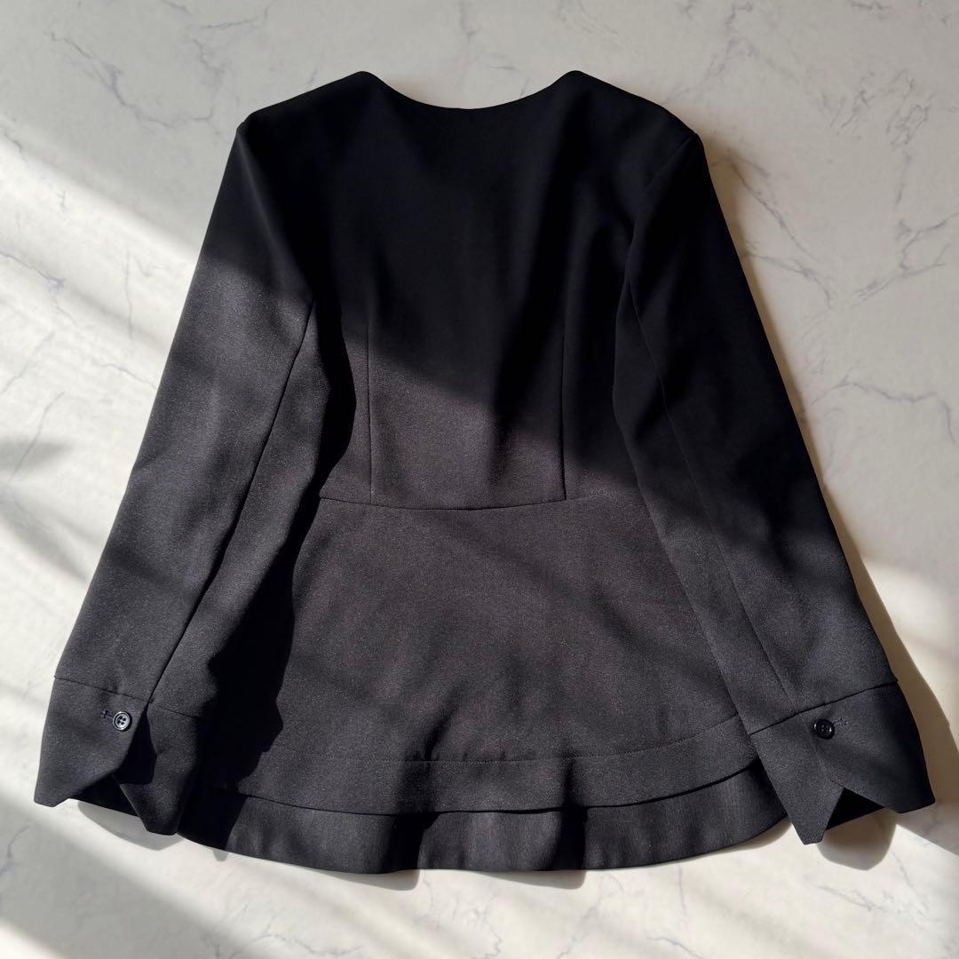 【極美品】trois トロワ ペプラム ノーカラージャケット ストレッチ 黒