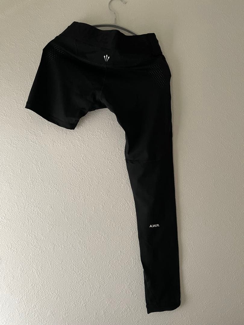 NOCTA メンズ シングルレッグ バスケットボールタイツ (黒) 右 S