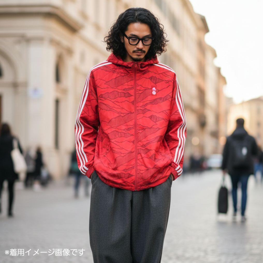 【希少・完売モデル】21/22 バイエルンミュンヘン ウインドブレーカー