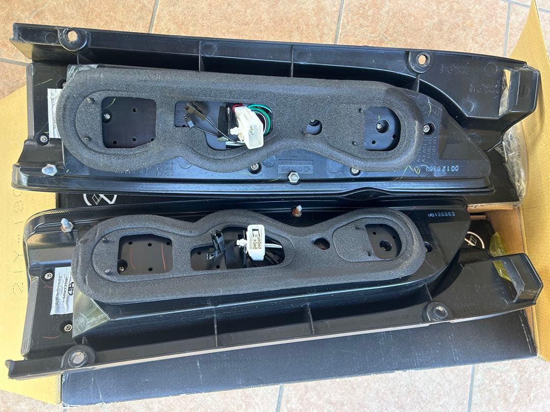 ハイエース 200系 テールランプ 415 COBRA FLEX