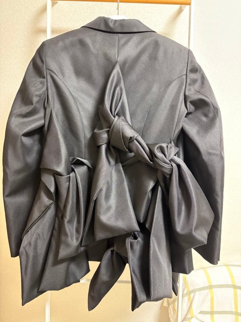 マ*ル様 25ss コムデギャルソンオムプリュス リボン テーラードジャケット
