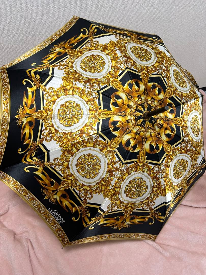 VERSACE GIVENCHY VALENTINO まとめ売り 新品含む