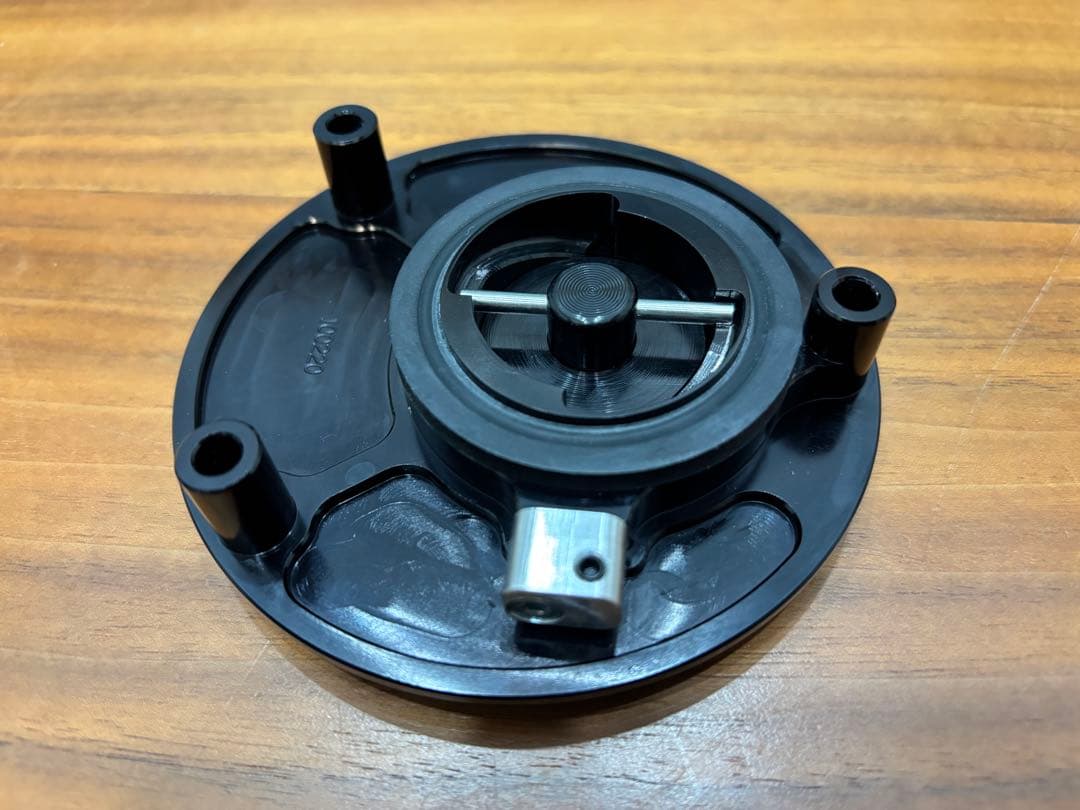 YAMAHA用 DRIVEN：ドリブンD-Axis HALOフュエルキャップ中古