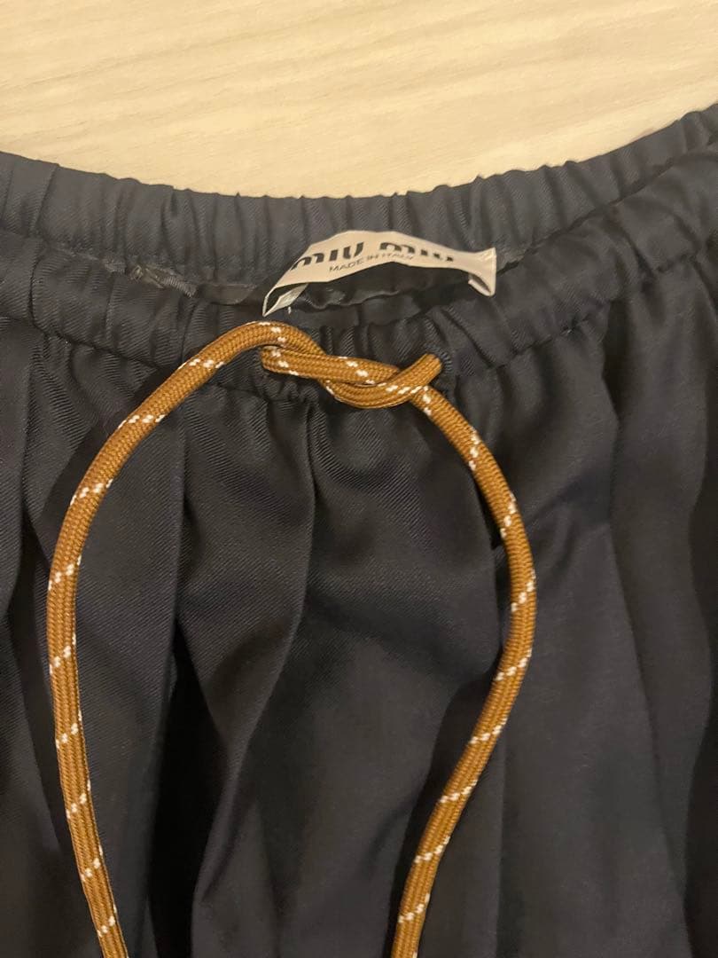 MIU MIU プリーツ バタヴィア スカート