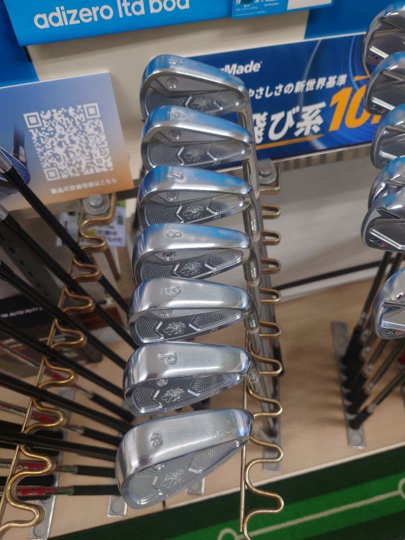 エミリッドバハマ、CV―8！シャフトKBS115.FLEXＲ