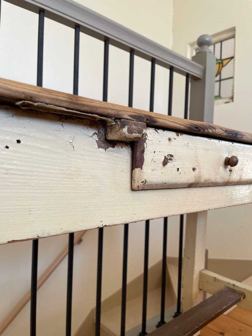 アンティークデスク　アンティークテーブル　店舗什器　シャビーシック